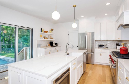 Southold House | Newly Constructed Modern Vacation Villa Minutes to some of the best.