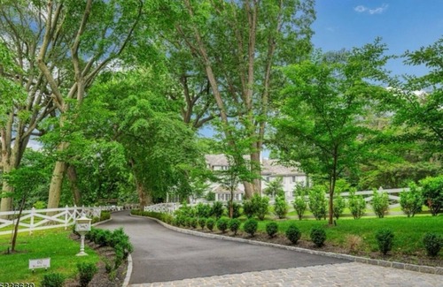 West Orange House | Newly furnished 1-bedroom apartment within a historic estate
