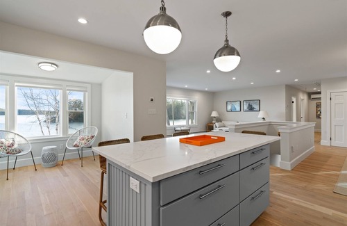 Freeport House | Newly Furnished and Renovated Waterfront Home