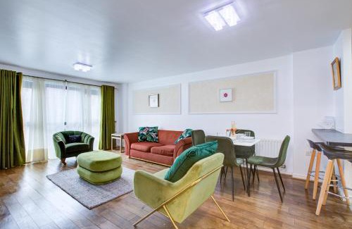 Whittington Apartment | Newly furnished stunning 2 bedroom flat
