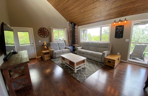 Helena House | Newly Listed - Beautiful Central Townhouse