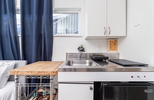 Newport Beach Condo | Newly Listed! Clean & Affordable Studio Unit, 1 House from the Sand!