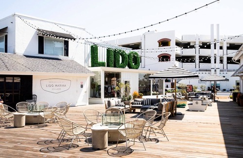 Newport Beach Condo | Newly Listed! Clean & Affordable Studio Unit, 1 House from the Sand!