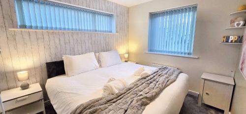 Manchester House | Newly Refurbished 4Bedroom Townhouse by the Etihad