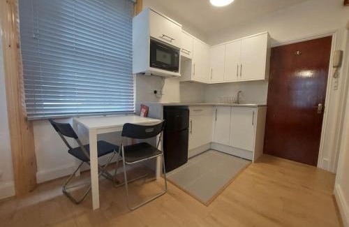 Highgate Apartment | Newly refurbished studio