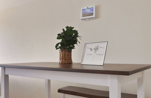 Lodi House | Newly remodeled 1 bedroom steps from downtown Lodi
