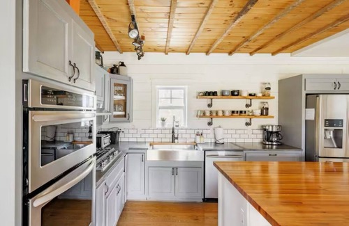 Hammondsport House | Newly remodeled 1920s farmhouse in the heart of the Finger Lakes