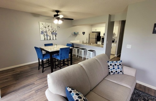 Table Rock Condo | Newly Remodeled 1B/1B condo @ Pointe Royale Resort indoor pool ~ Family Friendly