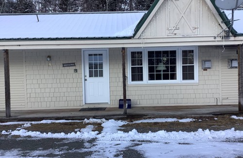 West Dover Condo | Newly remodeled 2 bedroom, 1 bath, 1 level units sleeps 3 #15