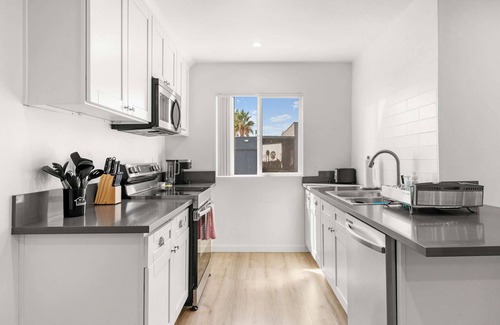 Altadena Apartment | Newly Remodeled 2b2b APT Near Pasadena Old Town