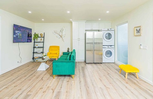 Altadena Apartment | Newly Remodeled 2b2b APT Near Pasadena Old Town