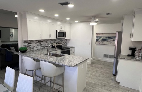 Port Orange House | Newly remodeled 3-bedroom house in Port Orange close to beach & racetrack!