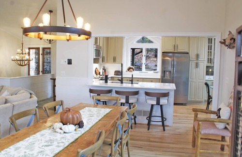 Lake Toxaway House | Newly remodeled 3-bedroom house with private hot tub, in welcoming Lake Toxaway.