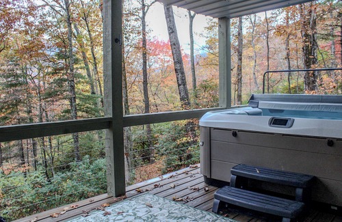 Lake Toxaway House | Newly remodeled 3-bedroom house with private hot tub, in welcoming Lake Toxaway.