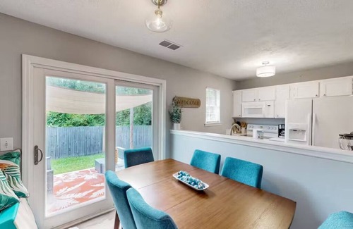 Whitemarsh Island House | Newly Remodeled 3BR/2BA Home w/Putting Green, Sleeps 8