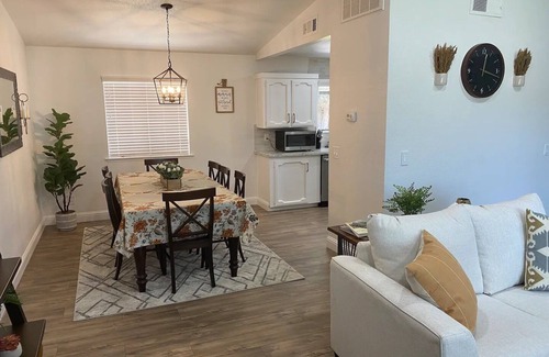 Clovis House | Newly remodeled 4 bed 3 bathroom home near Yosemite & Kings Canyon national park