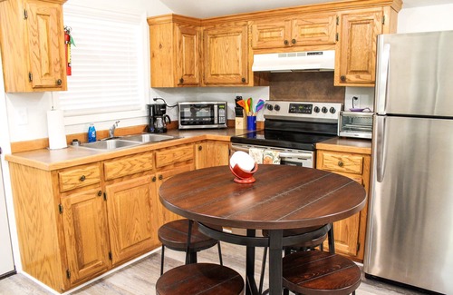 Heber Springs Cabin | Newly Remodeled Cabin in Lobo Landing w/Outdoor Firepit!