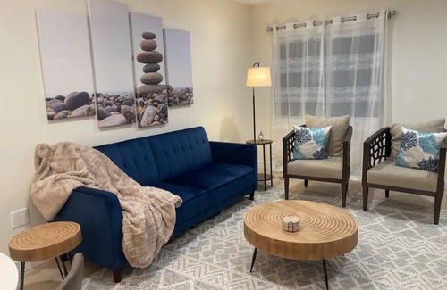 West Hills House | NEWLY REMODELED Cozy Bremerton Bungalow! Fenced Pet-Friendly Yard!