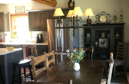 Pitkin Cabin | Newly Remodeled Log Cabin on Quartz Creek where the Road Ends & the Trails Begin