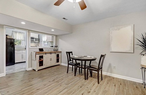 Cary House | Newly remodeled! Spacious 2 bed, 1 bath home in Cary!