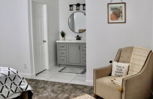 Fresno House | Newly remodeled, spacious home in NW Fresno