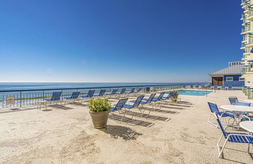 Cherry Grove Beach Condo | Newly Renovated Ocean Front Condo