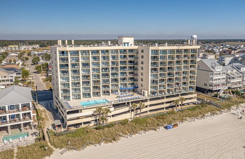 Cherry Grove Beach Condo | Newly Renovated Ocean Front Condo