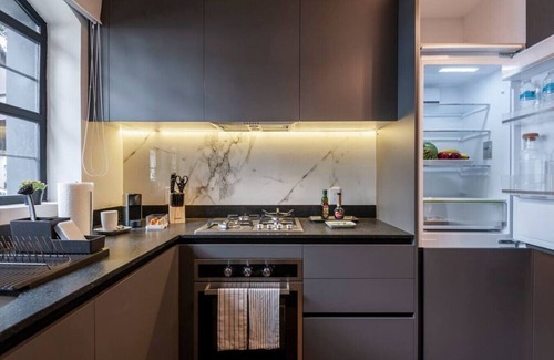 Hipodromo Condesa Apartment | Newly-Renovated Studio in a 1920's Modern House