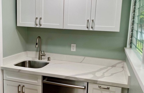 Coconut Grove Apartment | Newly renovated 1-bedroom with AC and dedicated parking in enchanting Kailua.