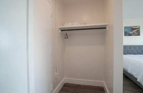 Gadsden Apartment | Newly Renovated 1 Bedroom Apartment near Downtown