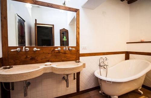 Anghiari Other | Newly Renovated 18th Century Hilltop Villa with 6 Baths, Pool, Wifi