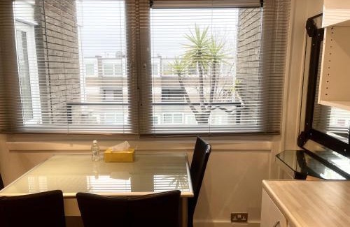 Islington Apartment | Newly Renovated 2BR Apartment in the heart of London