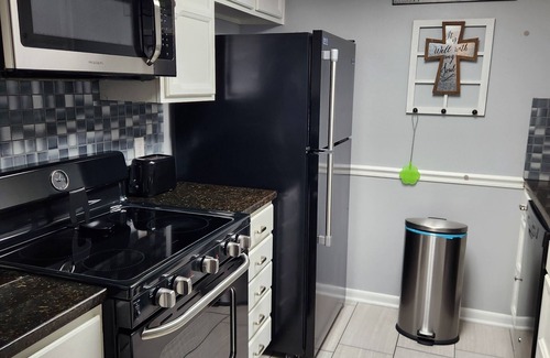 Hot Springs Village House | Newly renovated 2BR Townhouse within the securely gated Hot Springs Village.