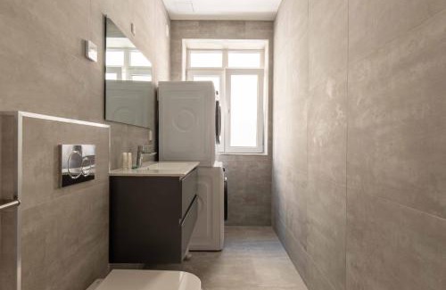 Norrebro Apartment | Newly Renovated 2BR with Balcony