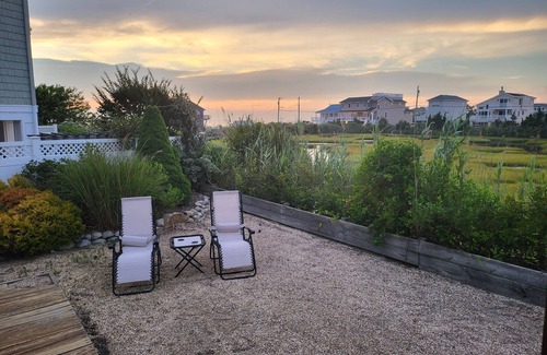 Holgate Apartment | Newly Renovated 3-bedroom apartment in Holgate