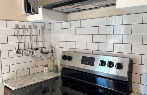 Hobucken House | Newly Renovated 3bed/2bath Pet Friendly Home on Goose Creek Island