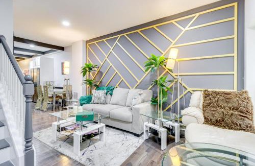 Downtown Baltimore House | Newly Renovated Abode with Patio in Baltimore!