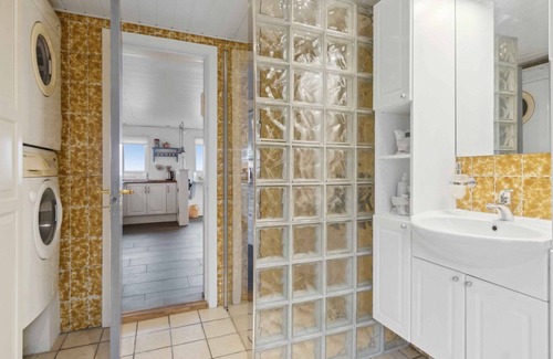 Allingabro House | Newly renovated cottage near beach