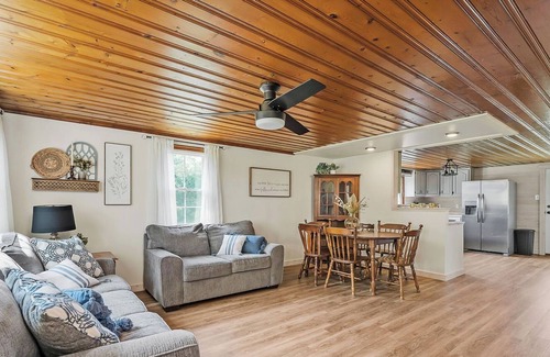Celina Cottage | Newly renovated cottage near Dale Hollow Lake!
