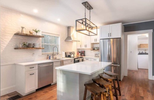 Center Conway House | Newly Renovated Country House near Conway Lake