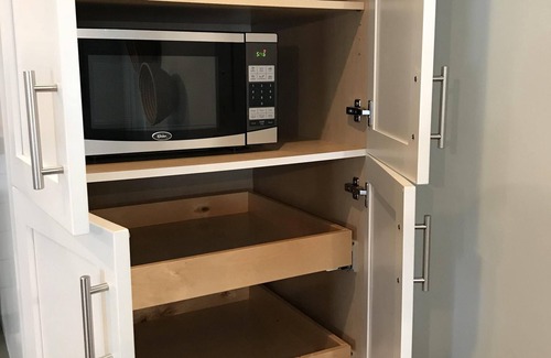 Mount Pleasant House | Newly renovated detached garage studio apartment 5 miles from downtown!