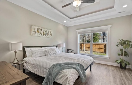Jeffersonville House | Newly renovated home near Derby