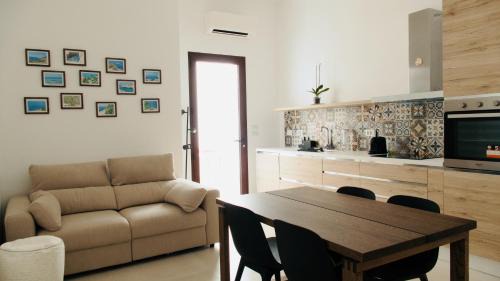 Galatina House | Newly Renovated-Holiday house with large garden