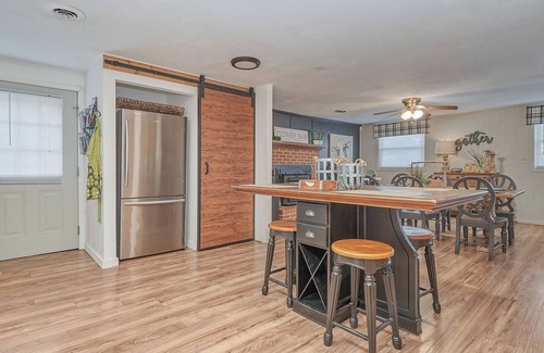 Buckroe Beach House | Newly renovated home, bike ride to Buckroe Beach!