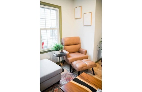 Grandview Heights House | Newly Renovated Home - Creative&Cozy - Location!
