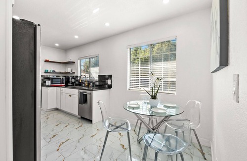 Fairview House | Newly Renovated Home!