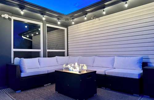 Littleton House | Newly Renovated Home with firepit and office 5 mins from Main St dining & shops