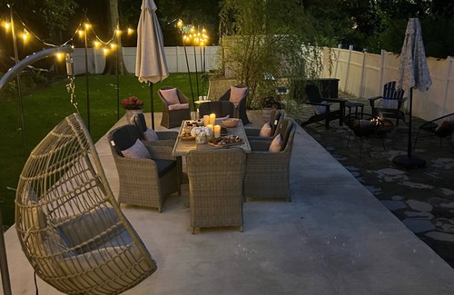Paducah House | Newly renovated house blocks from hospital and restaurants.