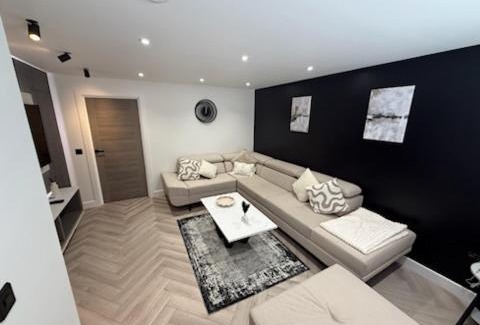 Elgin House | Newly renovated house Elgin