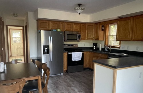 Woodgate House | Newly renovated house at White Lake with lake access and big yard!